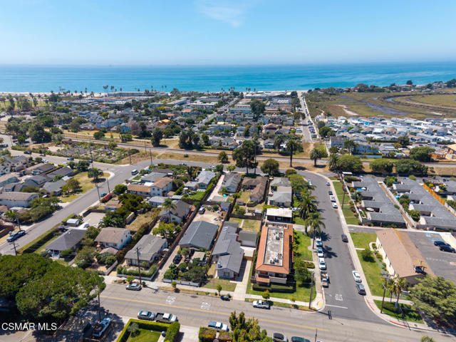 4727 7th Street, Carpinteria CA: https://media.crmls.org/mediaz/ec473437-88b0-44f6-a7aa-3869f55b0eeb.jpg
