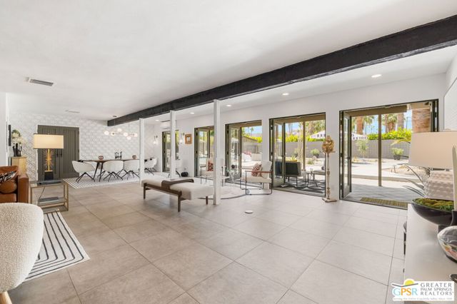 1251 E San Lorenzo Road, Palm Springs CA: https://media.crmls.org/mediaz/ec47382a-c4f5-41b0-940e-22cc0e49e648.jpg