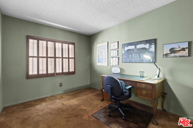 4731 La Villa Marina, Marina del Rey CA: https://media.crmls.org/mediaz/ec47fbd6-d82e-4917-b2b3-6ac763b073f7.jpg