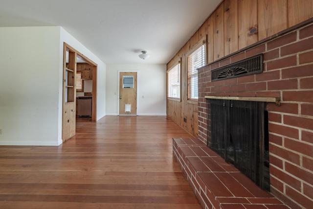 137 Whiting Road, Watsonville CA: https://media.crmls.org/mediaz/ec4823ed-c30e-41aa-a078-b1f3f7c54bdf.jpg