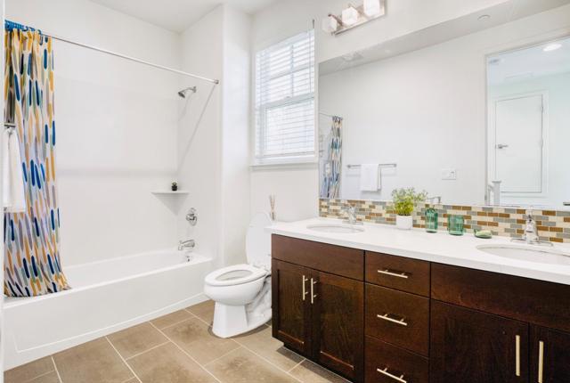 Image 21 of 38 For 109 Avellino Way