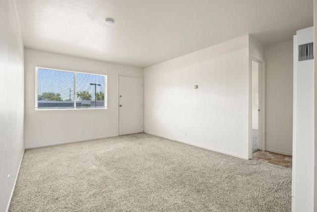 Image 9 of 33 For 24598 Sybil Avenue