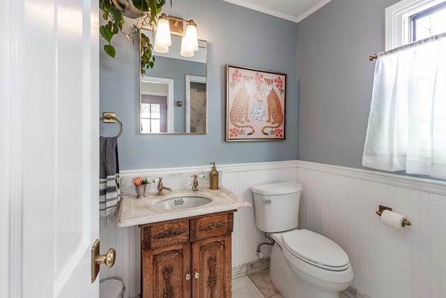 543 Spruce Avenue, Pacific Grove CA: https://media.crmls.org/mediaz/ec4a443f-eb70-444c-8f1b-50b51b53076c.jpg