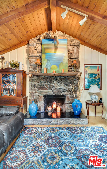 Drew Fenton | 28927 Cove Place Agoura Hills CA | MLS: 7446574