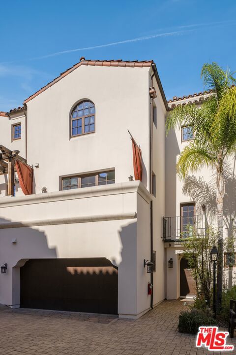 11937 West Sunset Boulevard, 4 photo 2