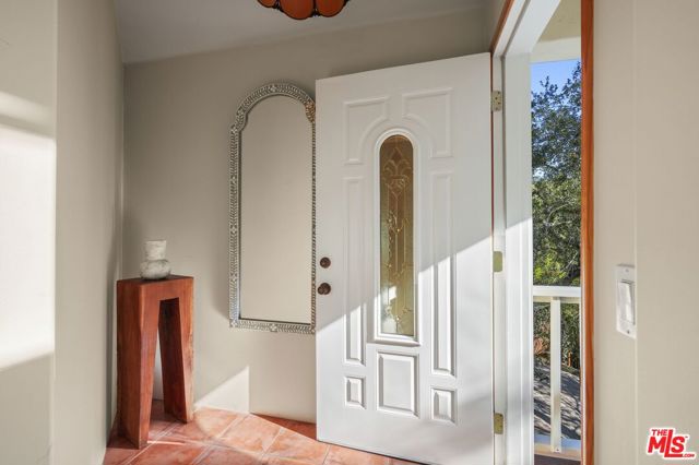 774 Old Topanga Canyon Road, Topanga CA: https://media.crmls.org/mediaz/ec4c53b3-6792-429b-805f-dfe61e2a539a.jpg