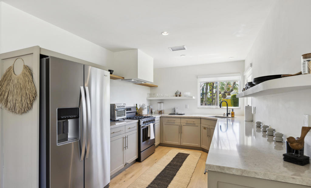 MLS #219130274DA image #17