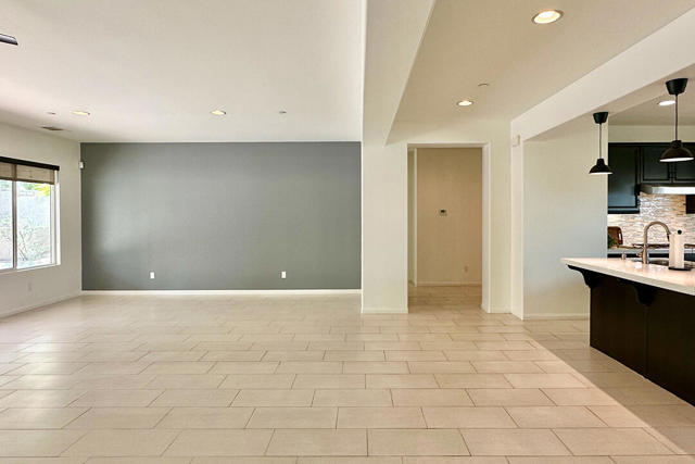 1247 Oro, Palm Springs CA: https://media.crmls.org/mediaz/ec4d814c-0c3f-4ab5-ac62-694a46df00d8.jpg