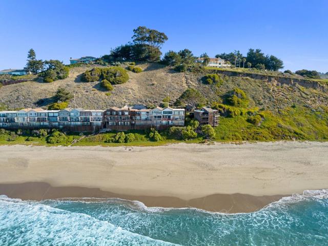 476 Oceanview Drive, La Selva Beach CA: https://media.crmls.org/mediaz/ec4fc972-62a4-4a69-97b2-9724381fd459.jpg