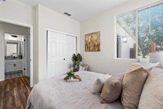 762 Rubier Way, Rio Vista CA: https://media.crmls.org/mediaz/ec5045a9-6e6d-4bea-84a4-5a9a513b19e3.jpg