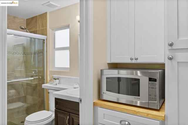 1164 Lexington Way, Livermore CA: https://media.crmls.org/mediaz/ec51b9fe-2fa4-4d66-8374-1398817cf130.jpg
