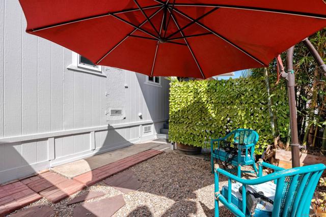 1549 N Vulcan Ave, Encinitas CA: https://media.crmls.org/mediaz/ec52cd9e-9d6b-4f7c-87c3-a0c84c7f2e23.jpg