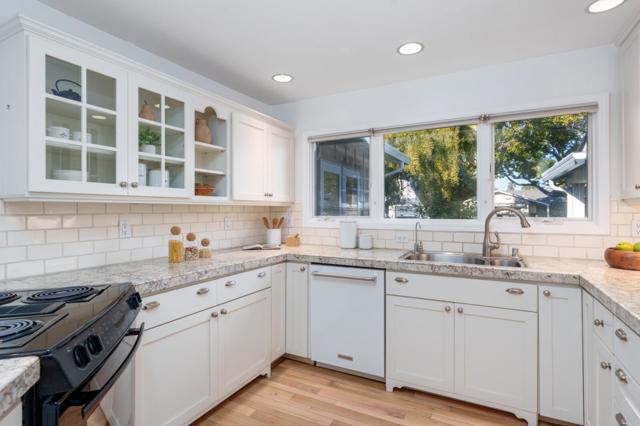 2258 Highland Park Lane, Campbell CA: https://media.crmls.org/mediaz/ec548c16-20fb-4786-8c0e-81012202de2e.jpg