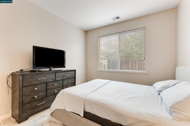 Image 28 of 60 For 1166 Briarwood Way