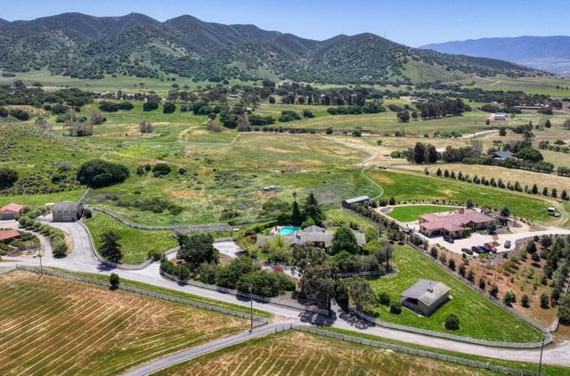 29225 Chualar Canyon Road, Chualar CA: https://media.crmls.org/mediaz/ec549d59-408f-488d-b103-15b644ff2895.jpg