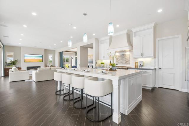 Detail Gallery Image 9 of 32 For 15937 Kennicott Ln, San Diego,  CA 92127 - 4 Beds | 4/1 Baths