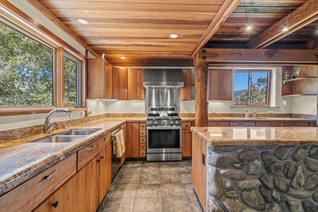 18 Camino De Travesia, Carmel Valley CA: https://media.crmls.org/mediaz/ec55d99c-f094-4351-b64f-5ae963625aad.jpg