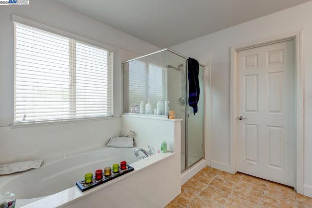 53 Puffin Cir, Oakley CA: https://media.crmls.org/mediaz/ec5704b0-0c27-4bdf-950c-0cdf2efb62a6.jpg