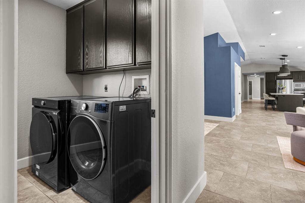 MLS #250043071SD image #36