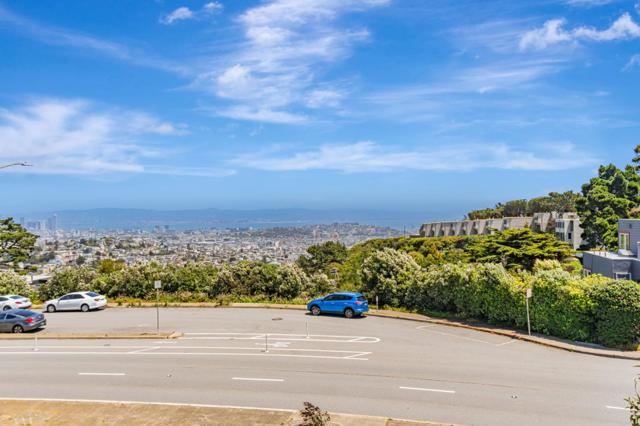 200 Portola Drive, San Francisco CA: https://media.crmls.org/mediaz/ec579f9b-6b66-447a-b088-2387e541abb4.jpg