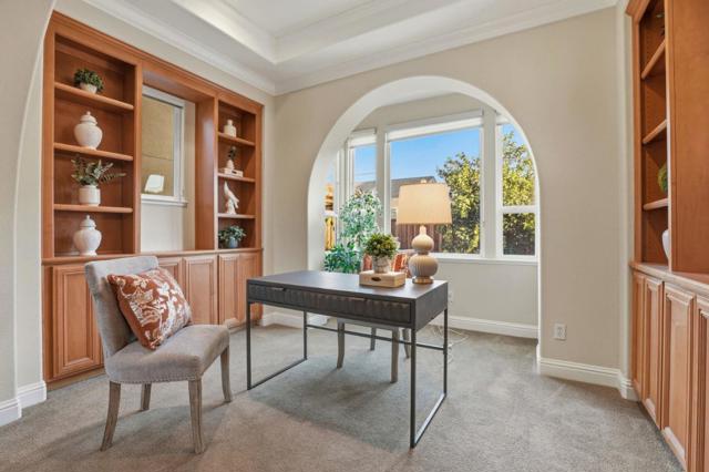 480 Winter Creek Way, Morgan Hill CA: https://media.crmls.org/mediaz/ec58a53c-547c-49c4-bfeb-2d9aa40d40a9.jpg