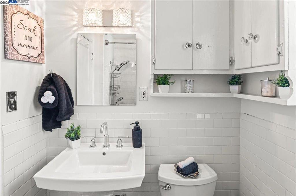 https://media.crmls.org/mediaz/ec58c4ab-14ca-4425-a80c-ba086385ddb5.jpg?preset=X-Large