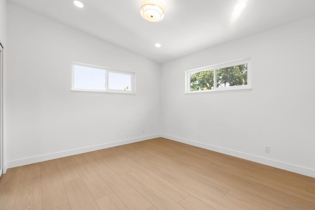 8851 Geraldine Ave - photo 13