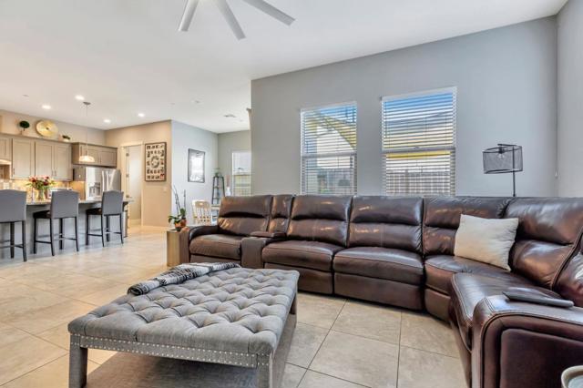 1667 Santana Ranch Drive, Hollister CA: https://media.crmls.org/mediaz/ec5aa825-05cc-4658-8a06-b853a449a903.jpg