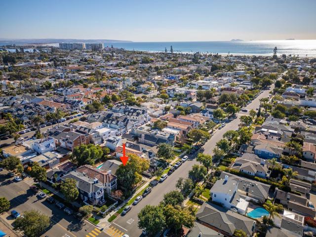 711 H Ave, Coronado, California 92118, 4 Bedrooms Bedrooms, ,3 BathroomsBathrooms,Single Family Residence,For Sale,H Ave,250020195SD