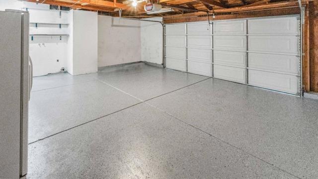 34981 Skylark Dr, Union City CA: https://media.crmls.org/mediaz/ec5e64f8-d58e-4dd7-855d-e0d0a5fb8ce0.jpg
