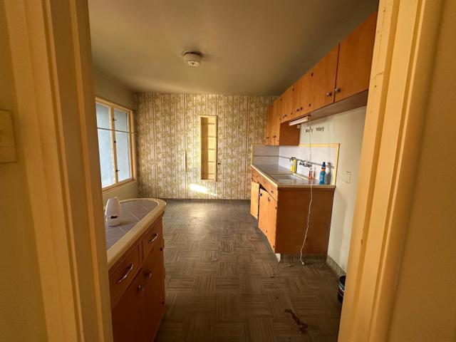 366 Chester Street, Daly City CA: https://media.crmls.org/mediaz/ec5f7fd4-44b7-44e5-903a-279e8eb4c3d4.jpg