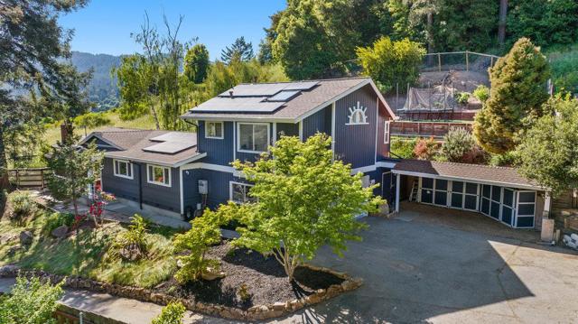 6443 E Zayante Road, Felton CA: https://media.crmls.org/mediaz/ec6007ce-407e-4717-8204-4b9f1d5c7bd8.jpg