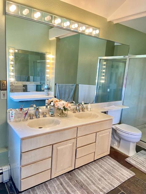 25300 Loma Prieta Avenue, Los Gatos CA: https://media.crmls.org/mediaz/ec60780f-be86-43d9-b633-744c3afc22a3.jpg