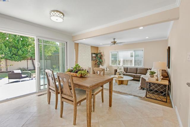 35573 Purcell Pl, Fremont CA: https://media.crmls.org/mediaz/ec60fd79-b339-4ce9-9c0a-a95b7e8b4acc.jpg