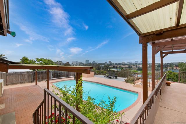 6667 Edmonton Ave, San Diego CA: https://media.crmls.org/mediaz/ec618e82-ac92-43cf-aaa2-b3bb8c4d6e9d.jpg