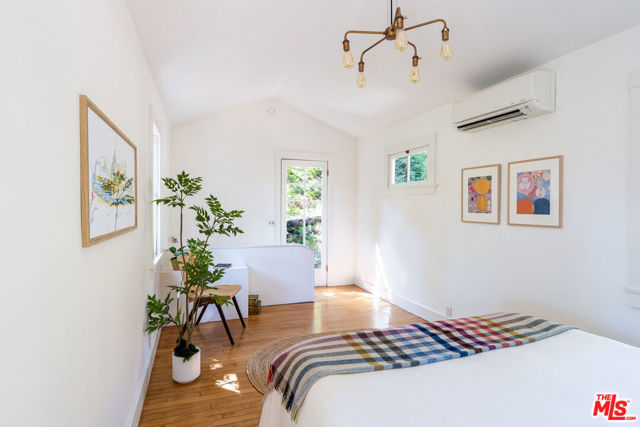1228 Cliff Drive, Los Angeles CA: https://media.crmls.org/mediaz/ec622e41-63cb-4588-b8a7-465319b25e03.jpg