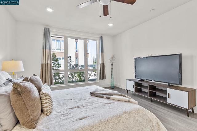 320 Riesling Ave, Milpitas CA: https://media.crmls.org/mediaz/ec62d839-1799-46f8-b7d1-97d764b09b07.jpg
