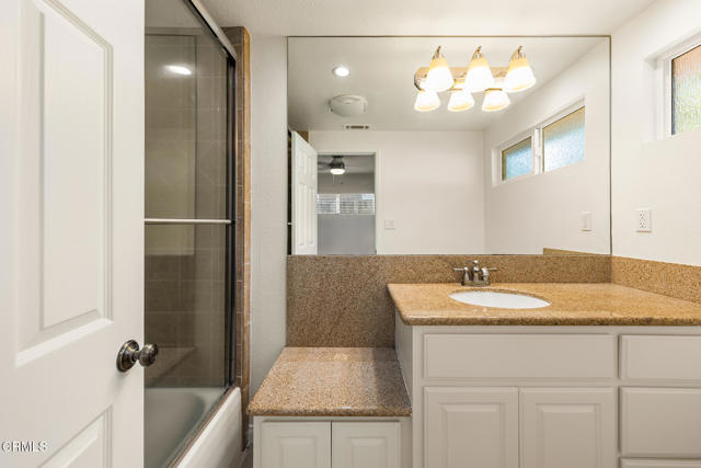1853 Country Place, Ojai CA: https://media.crmls.org/mediaz/ec62e4b9-79b9-4600-b217-2a915c9a0be3.jpg