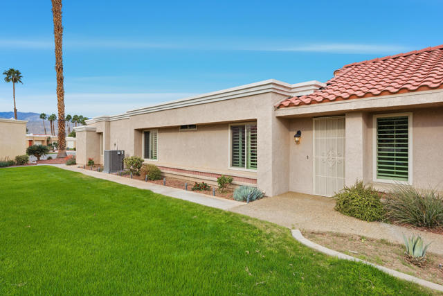 41774 Navarre Court, Palm Desert, CA 92260