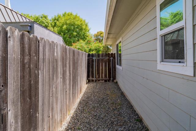 151153 N Shasta Street, Willows CA: https://media.crmls.org/mediaz/ec63c1bd-3fc2-4d46-ab06-f2ab3d68124d.jpg