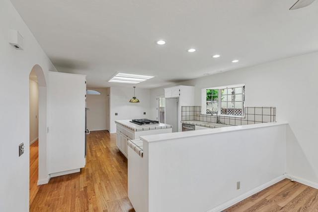 7609 Santa Paula Drive, Gilroy CA: https://media.crmls.org/mediaz/ec64ceab-9265-420b-93e4-1b543b08f80e.jpg