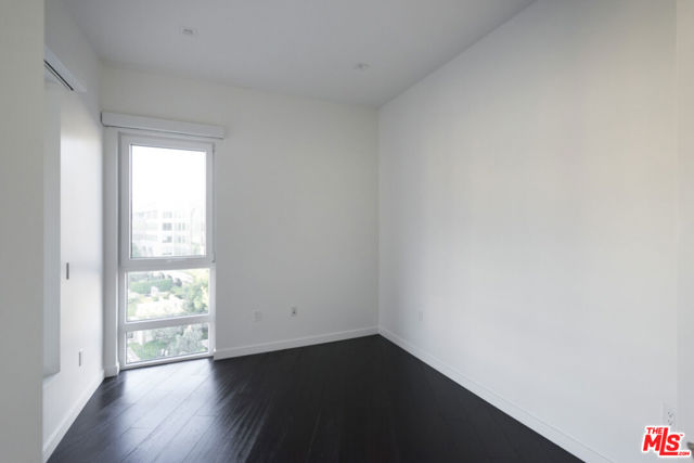 Virtually staged model home ph