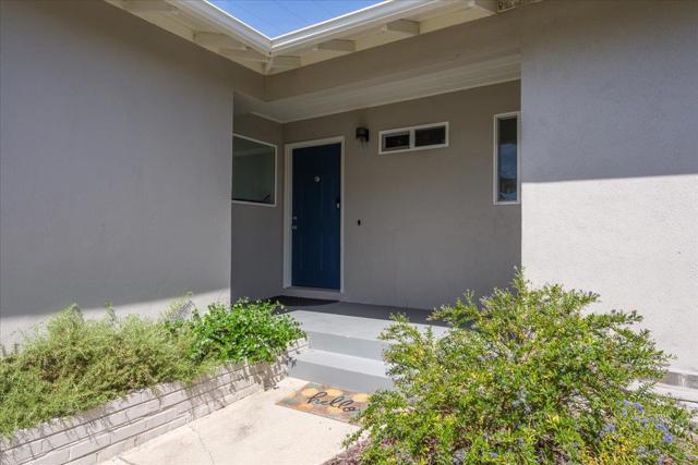 1089 Annapolis Drive, San Mateo CA: https://media.crmls.org/mediaz/ec660c1e-cf24-4c80-998d-4b8d32cd0c0e.jpg