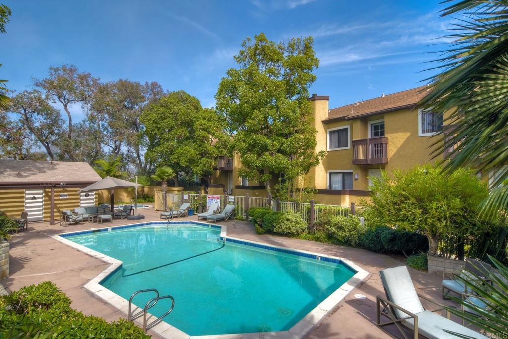 1680 N Coast Highway 101 27