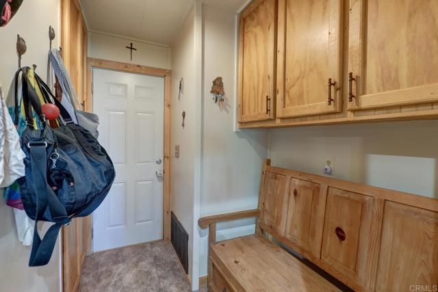 Detail Gallery Image 14 of 35 For 1380 Oak Hill Dr #42,  Escondido,  CA 92026 - 3 Beds | 2 Baths