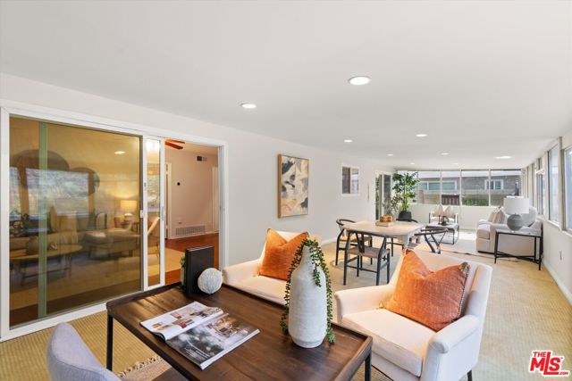 1407 E Kramer Drive, Carson CA: https://media.crmls.org/mediaz/ec682640-c5ef-4f4b-b050-734e00e4c3f8.jpg