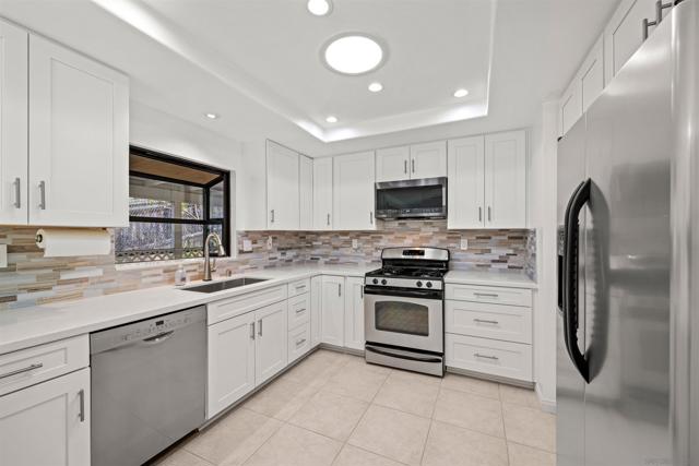 13008 Ha Hana Road, Lakeside CA: https://media.crmls.org/mediaz/ec6859d8-6904-46c4-8861-fa3f50dc928f.jpg