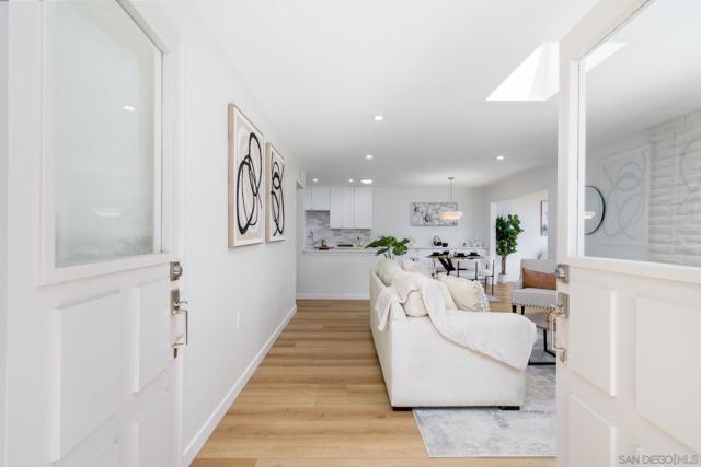 16656 Orilla Dr, San Diego CA: https://media.crmls.org/mediaz/ec68fb14-e2d8-4835-8b4a-0f5d3c992b86.jpg