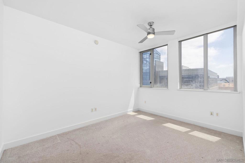 700 E Street - photo 18