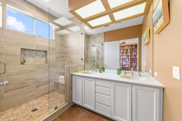 266 Eagle Dance Circle, Palm Desert, CA 92211